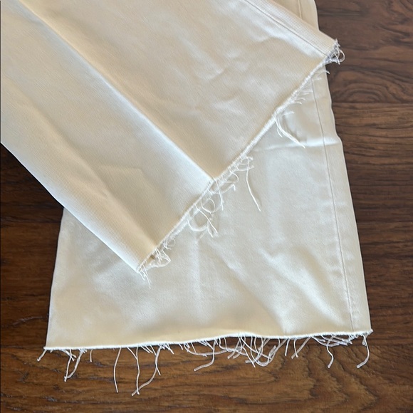 NWT Express Cream Mid Rise Flare Jeans - Picture 5 of 7